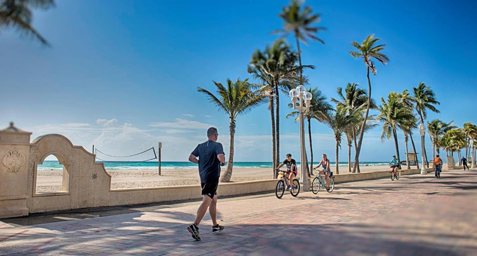 הוילה 2602 E Hallandale Beach Blvd 1 Br מראה חיצוני תמונה