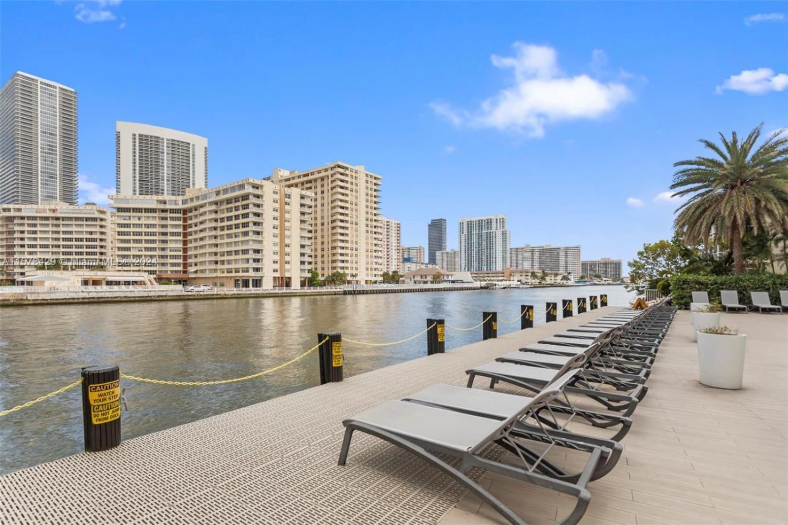 הוילה 2602 E Hallandale Beach Blvd 1 Br מראה חיצוני תמונה
